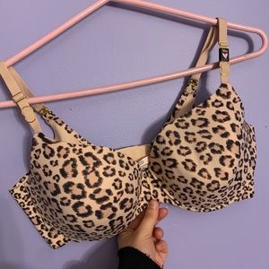 *brand new* VS bra
